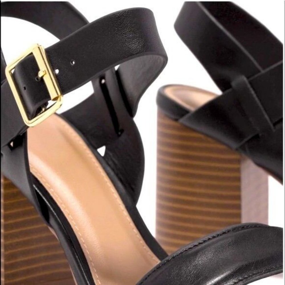 !! NEW !! Vegan Leather Ankle Strap Block Heels in Black - Picture 5 of 8